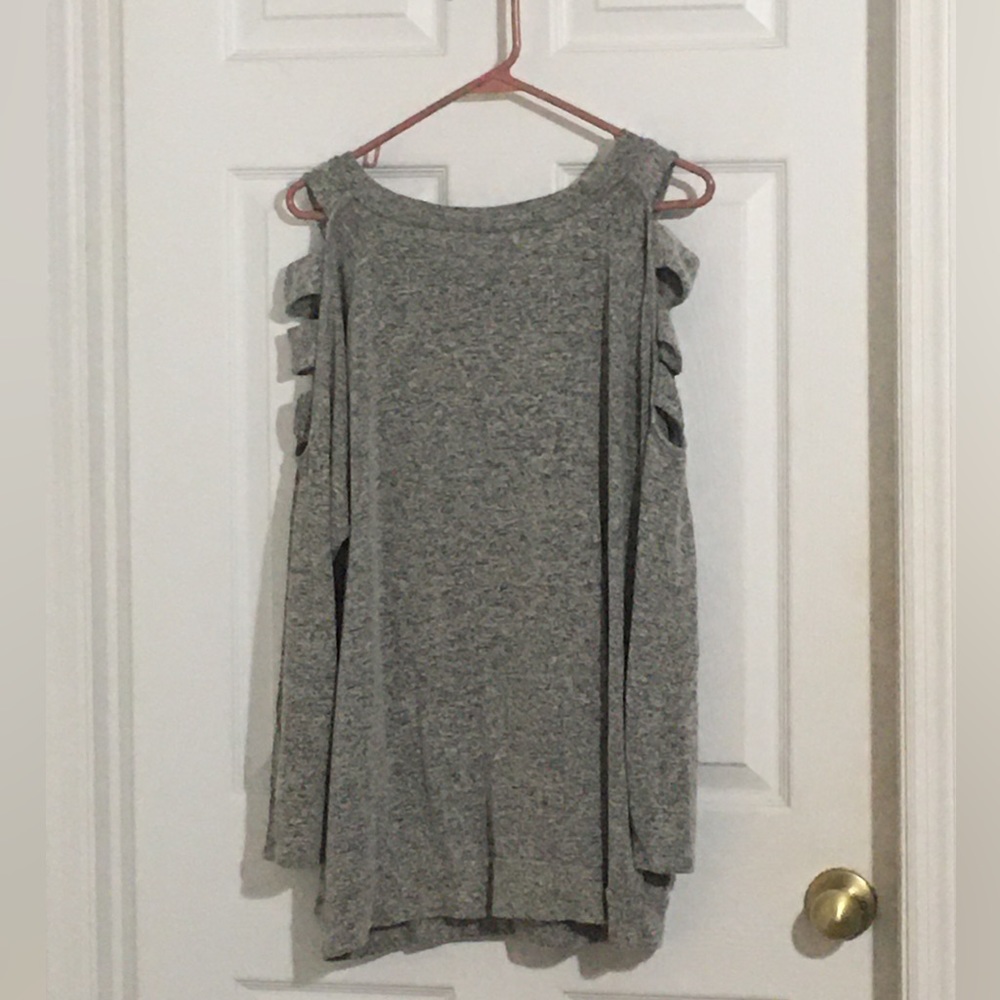Sweater - Picture 3 of 4